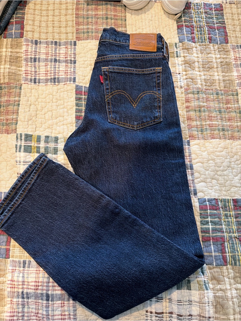 Levi’s Wedgie Straight Premium Jeans 27x28 Button Fly Dark Wash